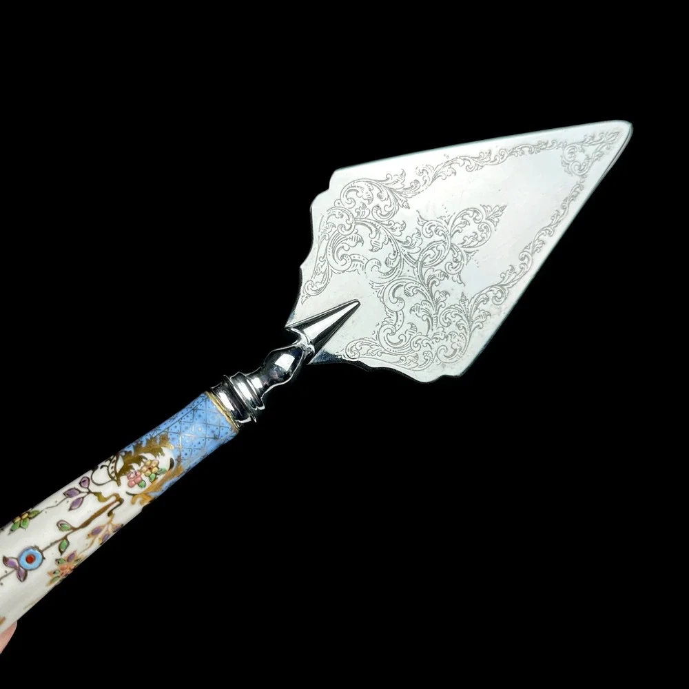 A.E. Lewis & Co excellent vintage